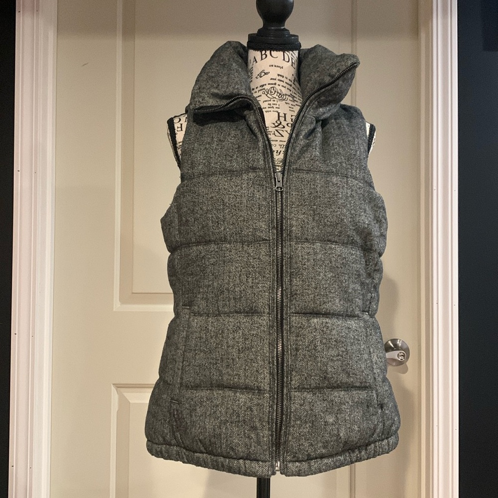 Old Navy Herringbone Fleece Lined Vest